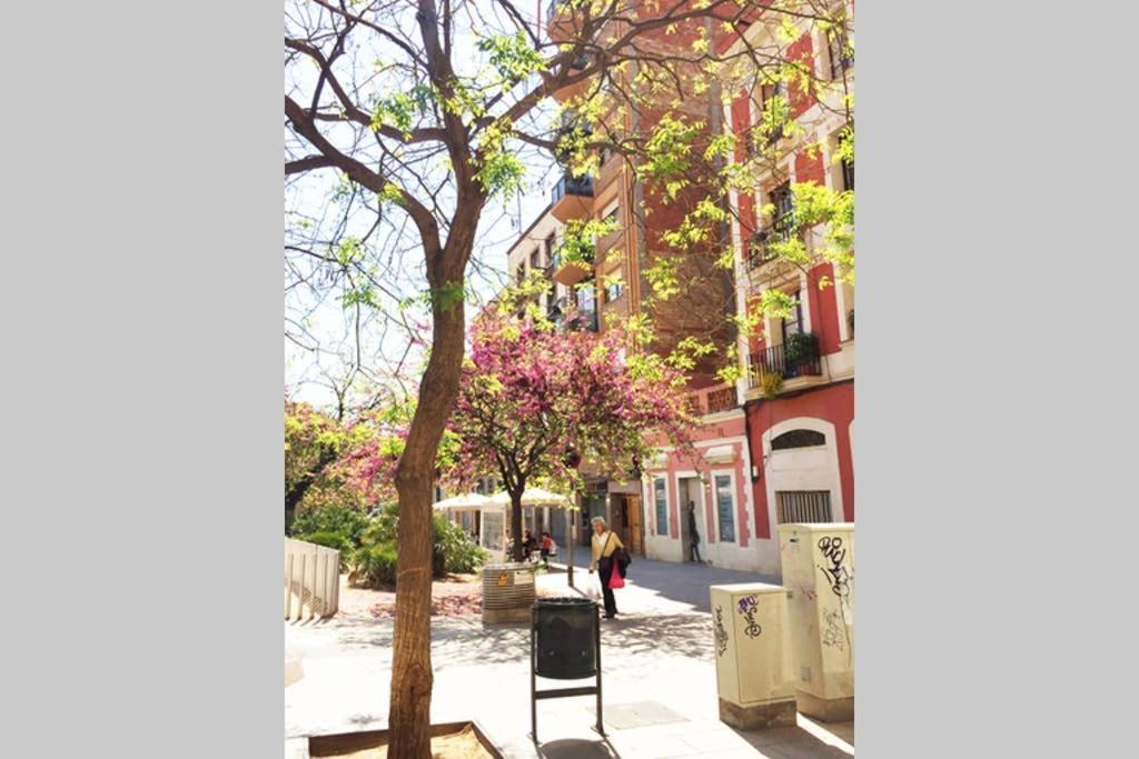 Sunny Apartment Gracia - Joanic Renovated Barcelona Exterior photo