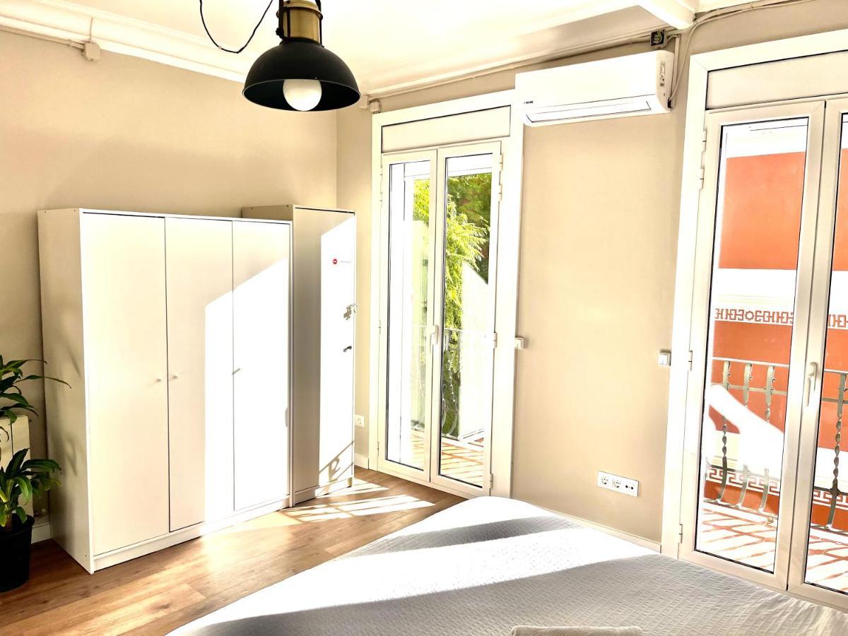 Sunny Apartment Gracia - Joanic Renovated Barcelona Exterior photo